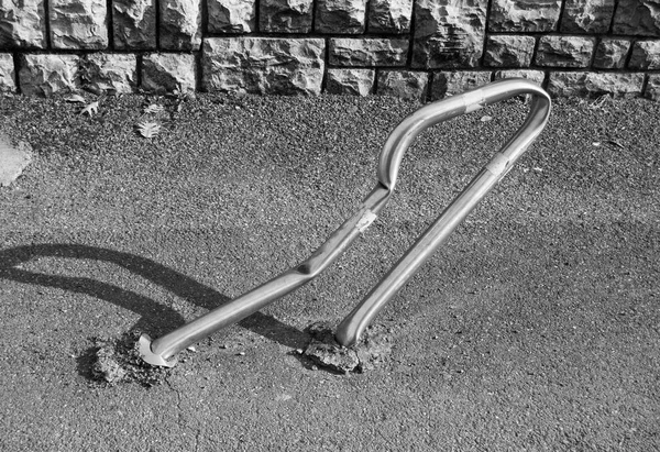 Leitplanke auf der Straße abgestürzt — Stockfoto