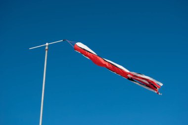 Rüzgar hortumu gökyüzü siyah beyaz