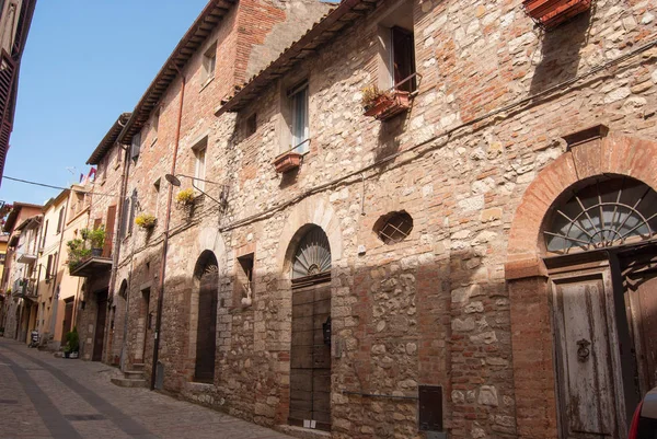 Een straat van Spoleto in Umbrië — Stockfoto