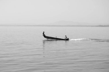 Trasimeno Gölü'tipik eski tekne