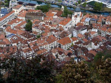 Buva A sahil şehir Karadağ, Avrupa Yaz aylarında manzaralı panoramik