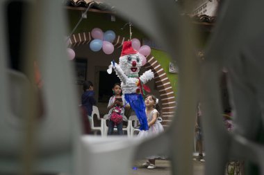 Çocuklar oynarken ile Pinata, Yelapa, Jalisco, Meksika