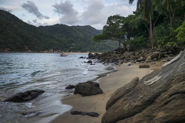 Schilderachtig Uitzicht Rotsachtige Strand Yelapa Jalisco Mexico — Stockfoto