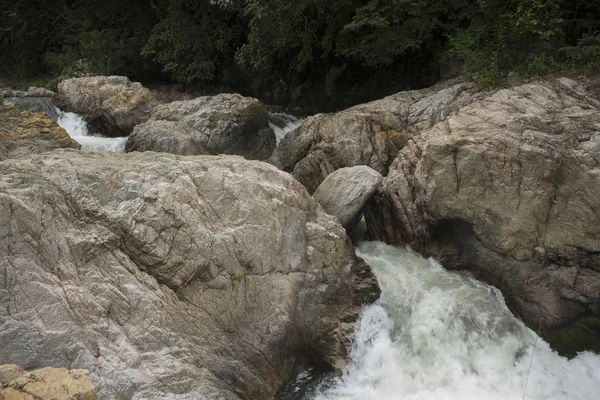 Río Que Fluye Través Rocas Bosque Yelapa Jalisco México — Foto de Stock
