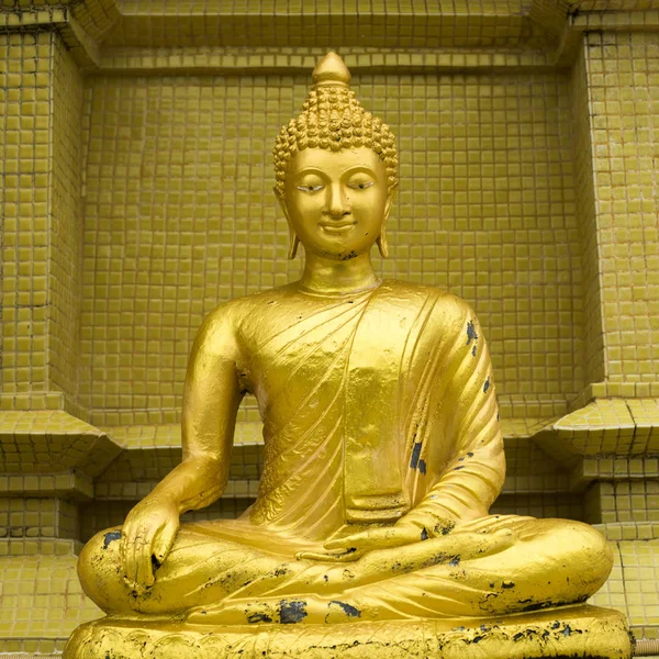 Primo Piano Della Statua Buddha Nel Tempio Koh Samui Provincia — Foto Stock