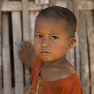 Yerli çocuk, Ban Houy Phalam, Laos portresi