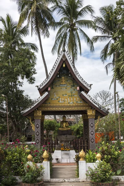 Standbeeld Van Boeddha Tempel Wat Xieng Thong Tempel Luang Prabang — Stockfoto