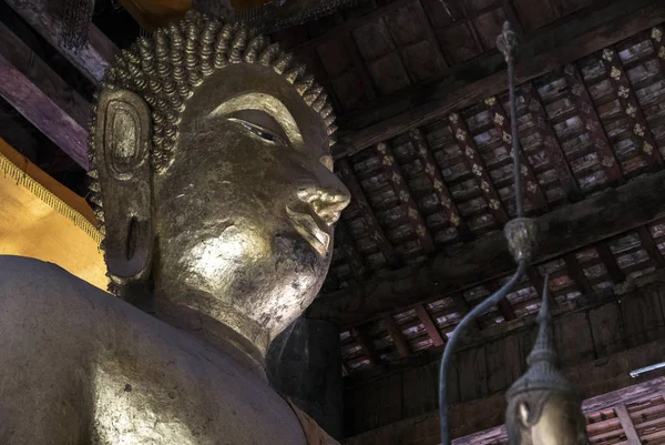 Statua Buddha Nel Tempio Luang Prabang Laos — Foto Stock