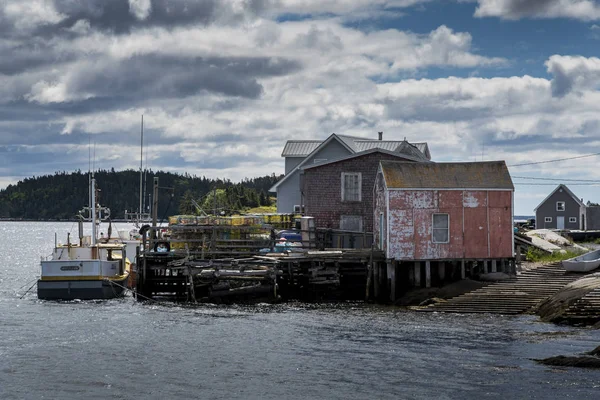 Fiske Skjul Och Båt Vid Brygga Västra Dover Halifax Nova — Stockfoto