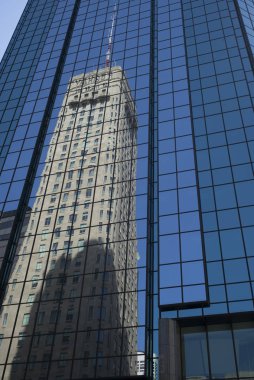Foshay şehir merkezinde Minneapolis, Hennepin İlçesi, Minnesota, ABD, kimlikleri Merkezi'nde yansıtan Kulesi