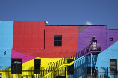 Cephe, renkli bir bina, Minneapolis, Hennepin İlçesi, Minnesota, ABD