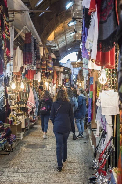 Turistů Chůzi Arabském Trhu Staré Město Jeruzalém Izrael — Stock fotografie