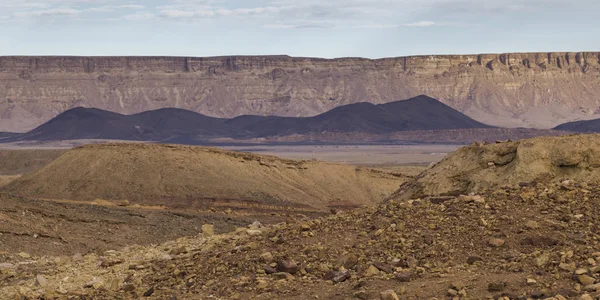 沙漠中的岩石形成 Makhtesh 南南沙漠 以色列 — 图库照片