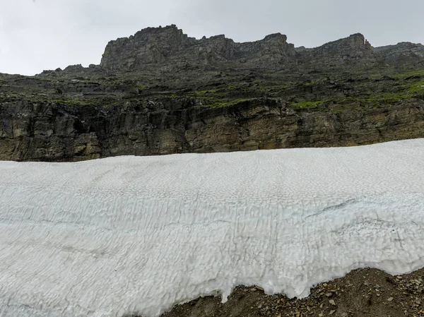 Śnieg Mountain Będzie Sun Road Glacier National Park Hrabstwo Glacier — Zdjęcie stockowe