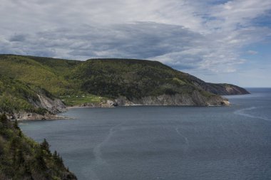 Kıyı şeridi, et Cove, Cape Kuzey, Cabot Trail, Cape Breton Adası, Nova Scotia, Kanada doğal görünümü