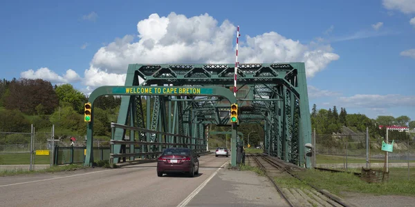 Cars Moving Bridge Port Hastings Cape Breton Island Nova Scotia — Stock Photo, Image