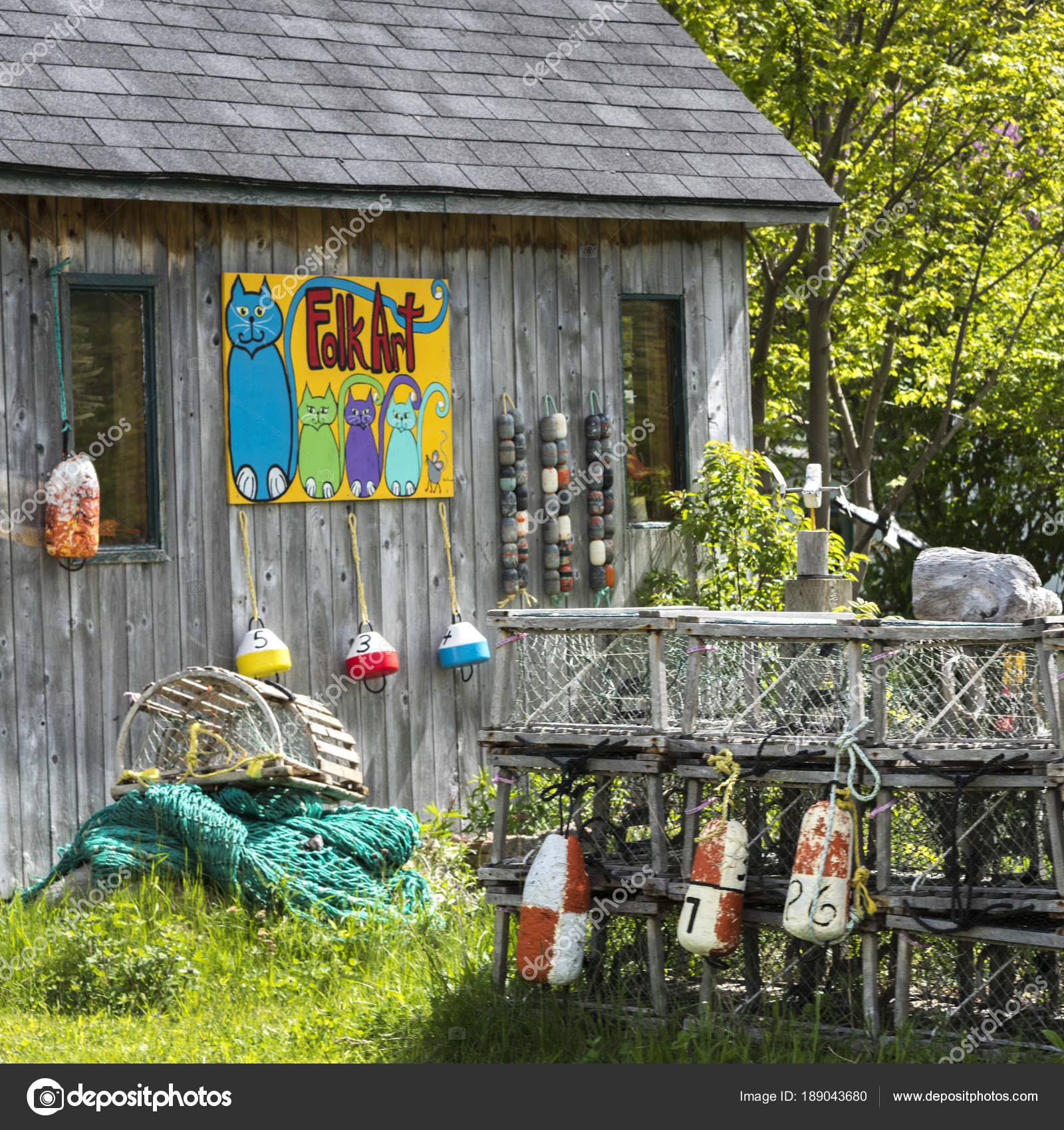 Crab Pots Stacked Fishing Shed Cabot Trail Cape Breton Island — Stock  Editorial Photo © klevit.shaw.ca #189043680