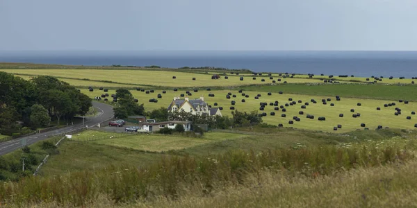 Vista Elevada Del Edificio Sobre Paisaje Agrícola Highlands Escocés Escocia — Foto de Stock