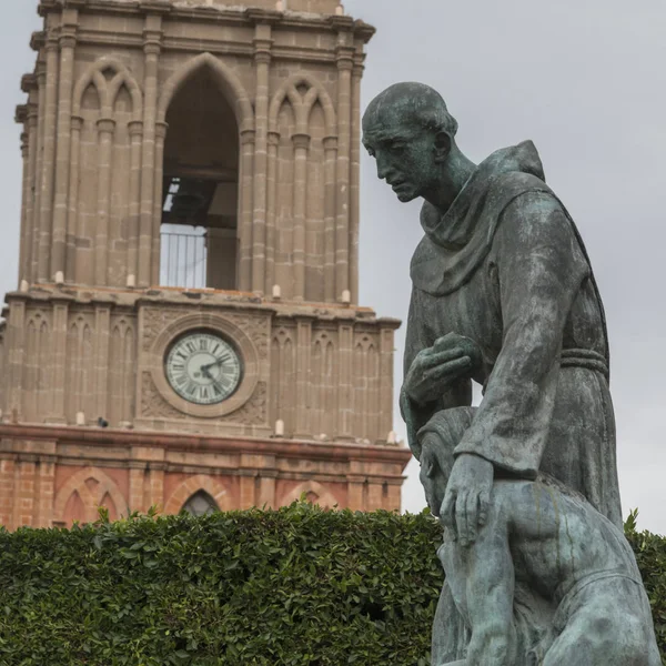 Statue Davanti Alla Torre Dell Orologio Zona Centro San Miguel — Foto Stock