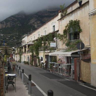 Street, Positano, Amalfi Coast, Salerno, Campania, İtalya boyunca binalar