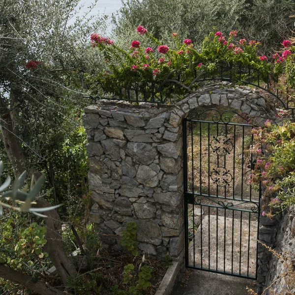 Gate Park Praiano Amalfikusten Salerno Kampanien Italien — Stockfoto