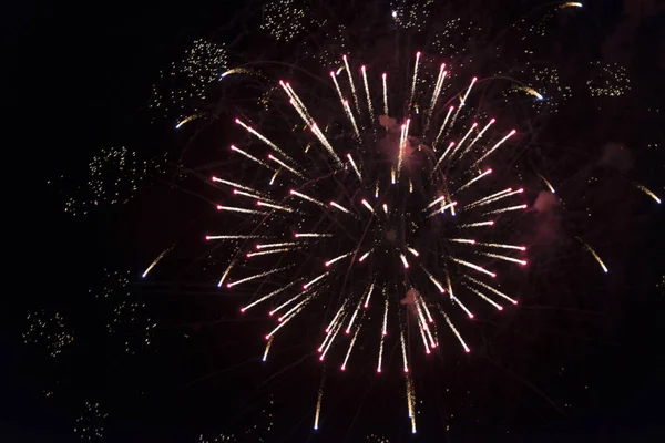 Canada Day Spettacolo Pirotecnico Kenora Lago Del Bosco Ontario Canada — Foto Stock