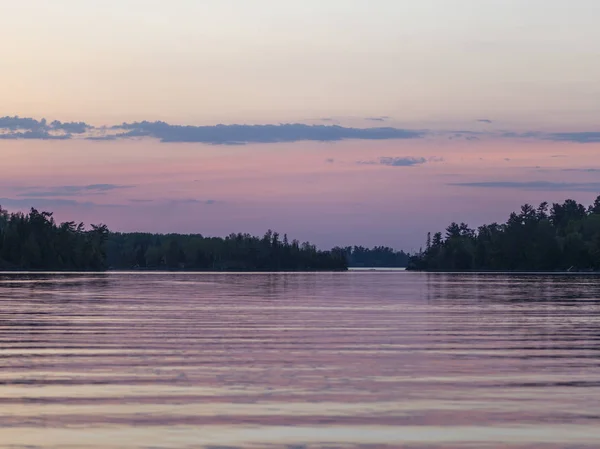 Γραφική Θέα Της Λίμνης Κατά Ηλιοβασίλεμα Λίμνη Των Ξύλων Οντάριο — Φωτογραφία Αρχείου
