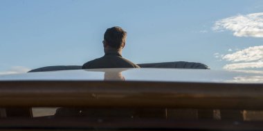 Arkadan görünüş görünümü feribot, Giudecca, Venedik, Veneto, İtalya bakıyorsun adam