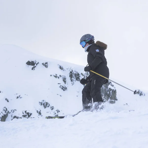 Ski Skieur Sur Montagne Enneigée Whistler Colombie Britannique Canada — Photo