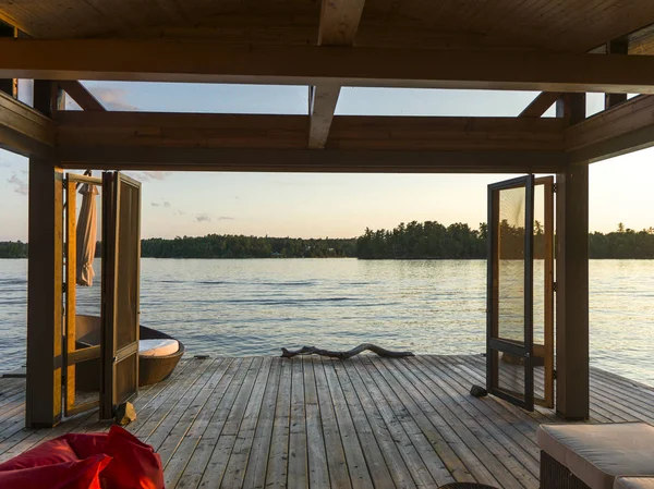 Från Piren Vid Floden Solnedgången — Stockfoto