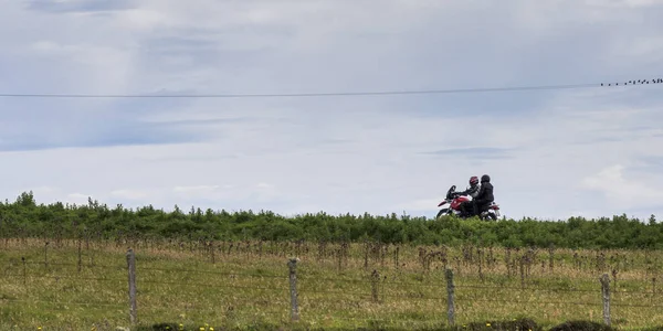 People Riding Motorcycle Rural Landscape John Groats Caithness Scottish Highlands — Stock Photo, Image