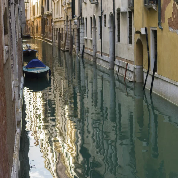 Reflexión Las Casas Sobre Agua Gran Canal Venecia Véneto Italia — Foto de Stock