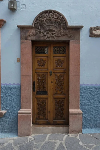 Drewniane Drzwi Domu Zona Centro San Miguel Allende Guanajuato Meksyk — Zdjęcie stockowe