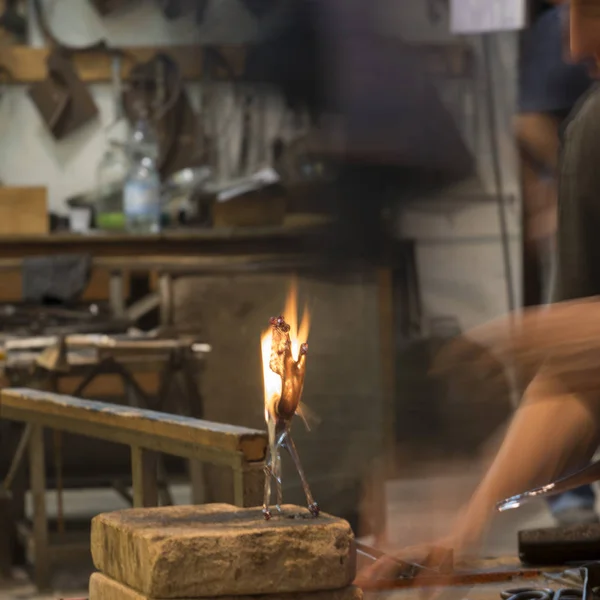 Hombre Haciendo Arte Del Vidrio Taller Murano Venecia Veneto Italia —  Fotos de Stock