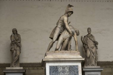 Menelaus Patroclus heykeller Loggia dei Lanzi, Piazza della Signoria, Florence, Toskana, İtalya, vücut destek