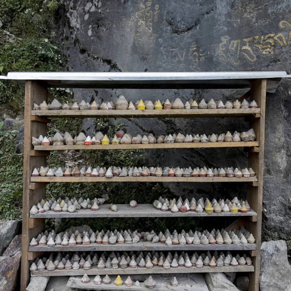 Pequenas Figuras Pedra Rack Distrito Thimphu Butão — Fotografia de Stock