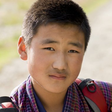 Bir çocuk,: Paro, Bhutan portresi