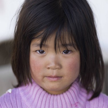 Küçük bir kız: Paro, Bhutan portresi