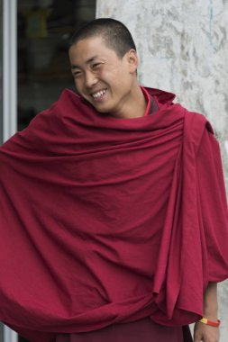 Budist rahip gülümseyen, Thimphu, Bhutan