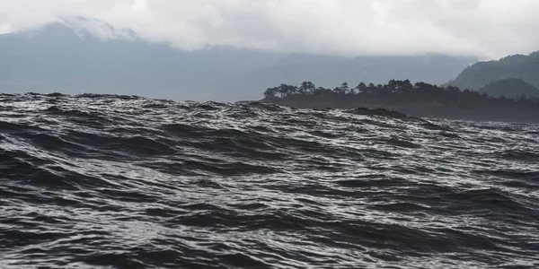 Κύματα Του Ειρηνικού Ωκεανού Skeena Queen Charlotte Περιφερειακής Περιοχής Haida — Φωτογραφία Αρχείου