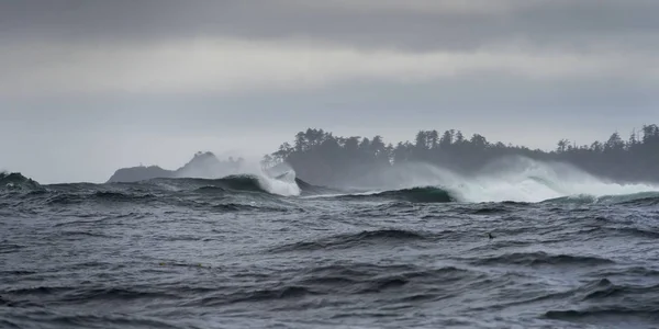 Vågorna Stilla Havet Skeena Queen Charlotte Regional District Haida Gwaii — Stockfoto