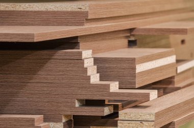 Yönetim Kurulu Sunta parçalar kesip