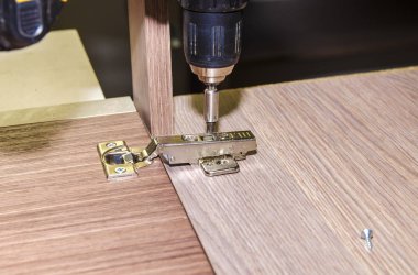 Kapılar için donanım krom metal kümesi