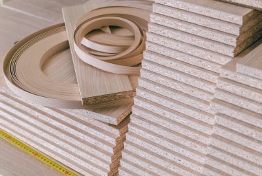 Yönetim Kurulu Sunta parçalar kesip