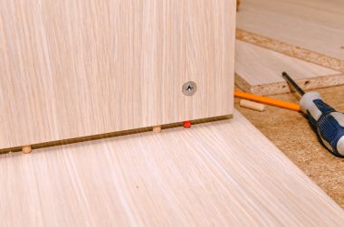 Yönetim Kurulu Sunta parçalar kesip