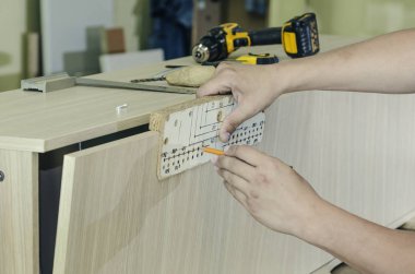 Yönetim Kurulu Sunta parçalar kesip