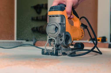 Elektrikli testere Sunta keser