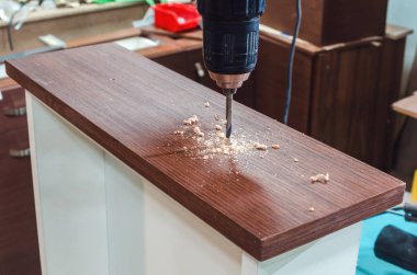 Yönetim Kurulu Sunta parçalar kesip