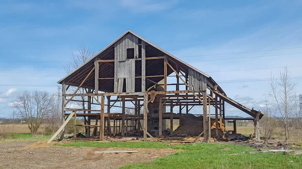 Dismantled wooden farm barn — Stock Photo, Image