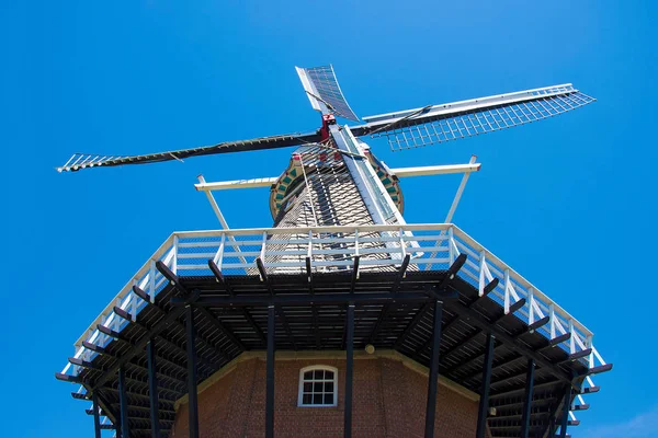 Underside view of old Dutch windmill — Stock Photo, Image